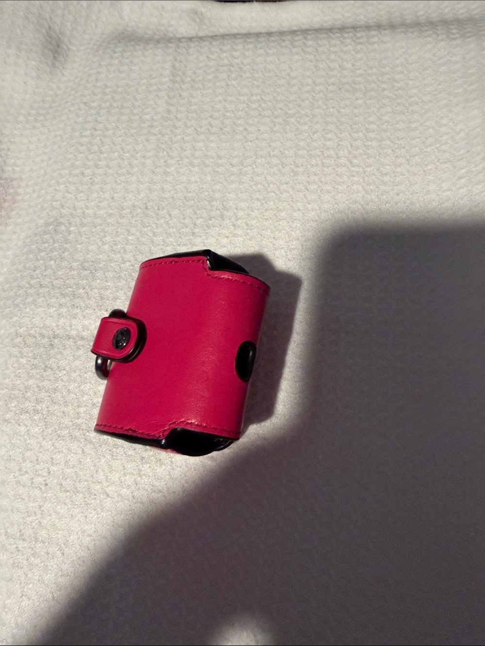 Coach Pink Leather airpod Holster Clip - Picture 2 of 3